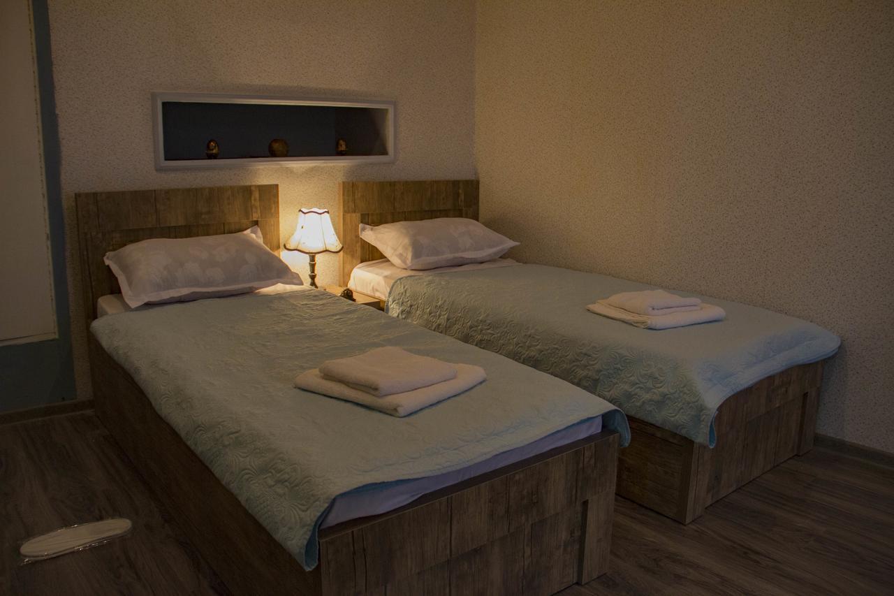 Guest House Ketrin Tbilissi Extérieur photo
